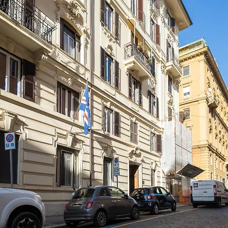 דירה Fino A 17 Persone In Centro A 17 Minuti A Piedi Da Piazza Di Spagna *