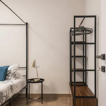 Apartman Fino A 17 Persone In Centro A 17 Minuti A Piedi Da Piazza Di Spagna *